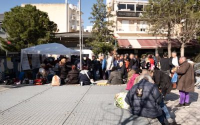 ΑΚΟΜΗ ΜΙΑ ΠΑΡΑΣΚΕΥΗ ΟΛΟΙ ΜΑΖΙ ΣΤΟΝ ΚΕΡΑΜΕΙΚΟ