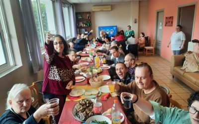 ΤΟ ΦΩΣ ΤΗΣ ΕΛΠΙΔΑΣ ΔΕΝ ΣΒΗΝΕΙ ΠΟΤΕ!